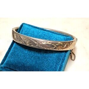 Vintage Hinged Bangle Safety Chain Gold Tone Engraved Floral Bracelet 6.75”